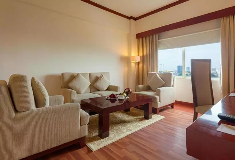 سوییت جونیور, Sahid Surabaya