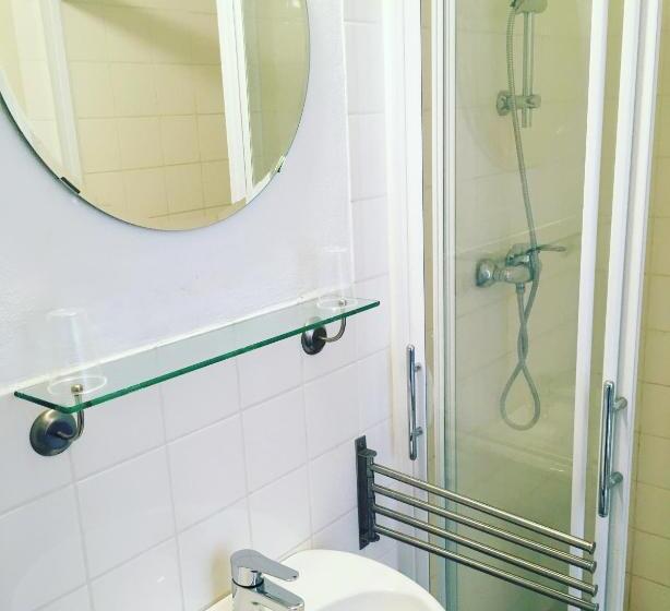 4인용 스탠다드 룸, Au Bon Accueil