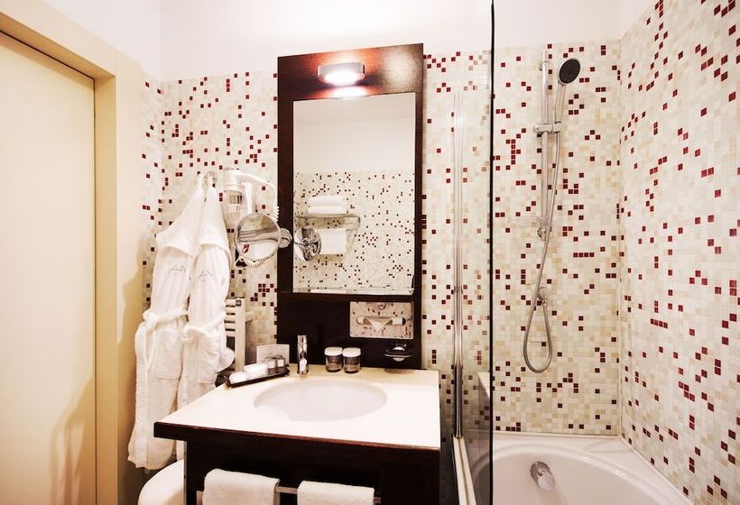 اتاق استاندارد یک نفره, Art Hotel Navigli