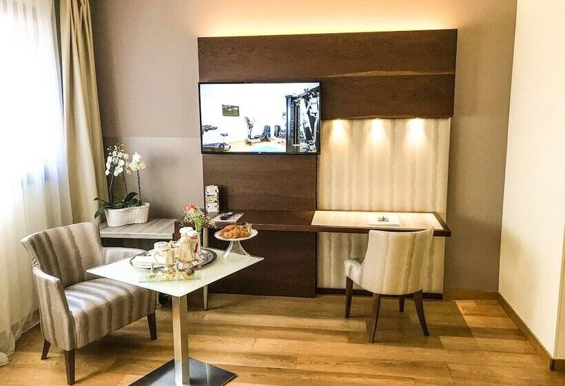 اتاق سوپریور, Art Hotel Navigli