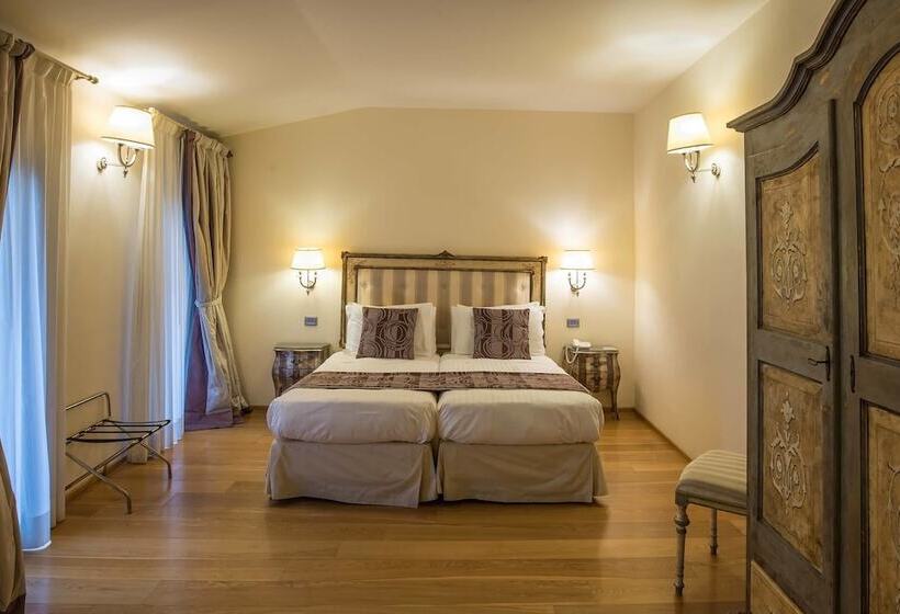 اتاق سوپریور, Atlantic Palace