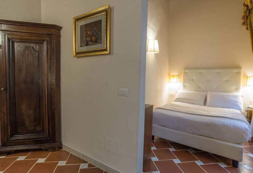 اتاق عادی, Atlantic Palace