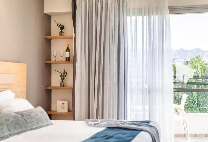 Classic room with balcony, Jacob Eilat
