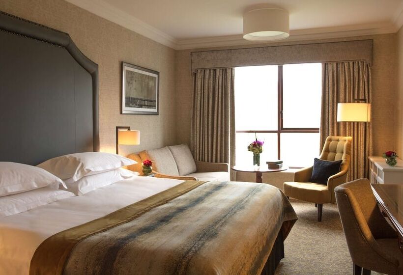 패밀리 룸, Radisson Blu St. Helens