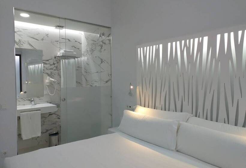 آپارتمان خانوادگی, Feelathome Rivero Apartments