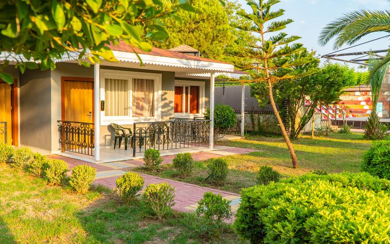 اتاق استاندارد سه نفره, Dei Borgognoni