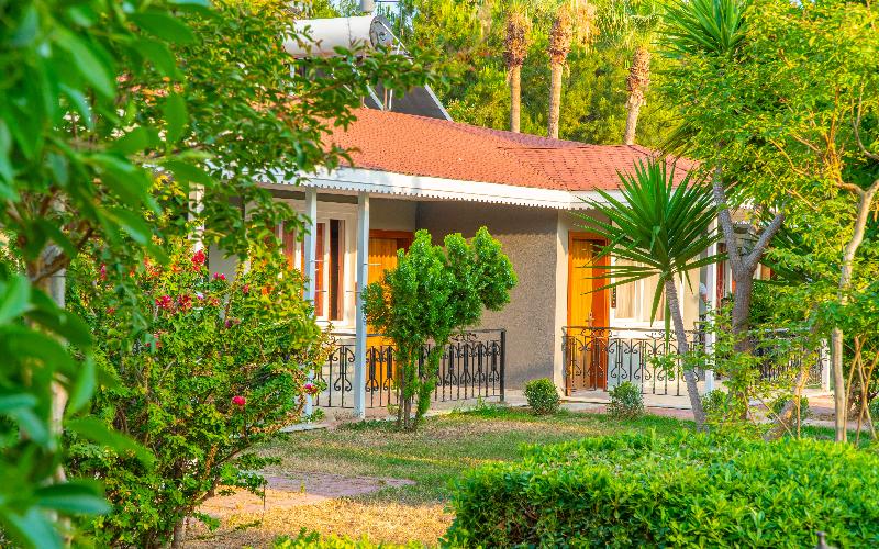 اتاق استاندارد سه نفره, Dei Borgognoni