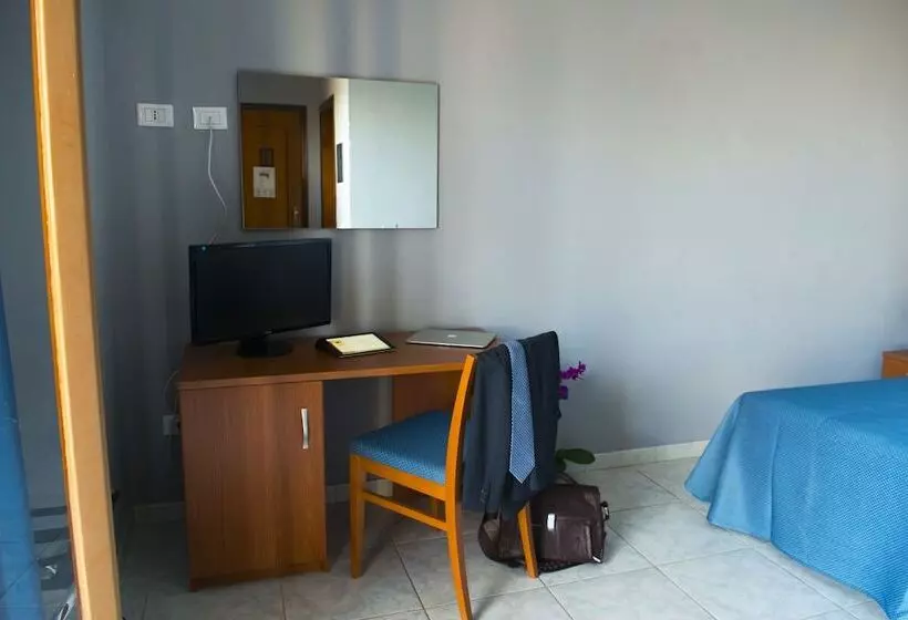 Economy-huone, Dei Pini