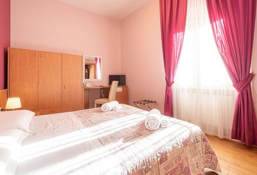 اتاق استاندارد, Donatello