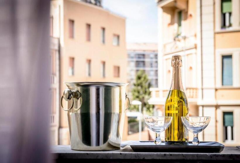 اتاق استاندارد, Emmaus