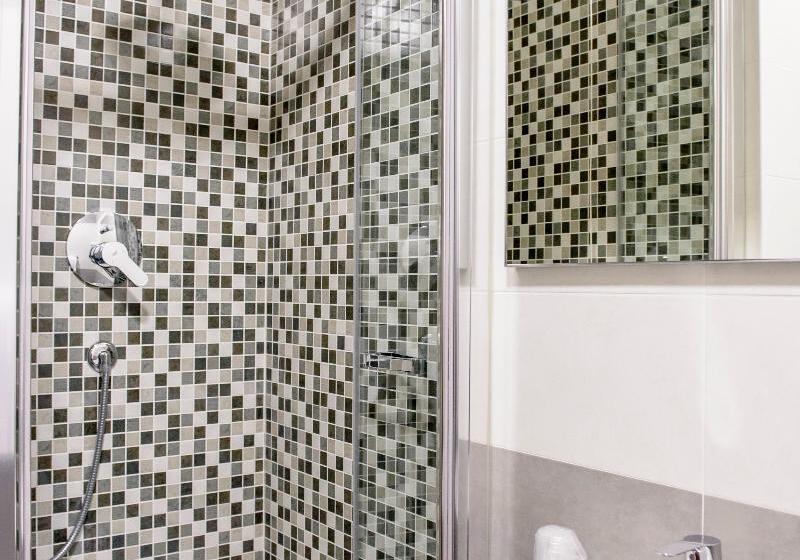 اتاق استاندارد, Emmaus