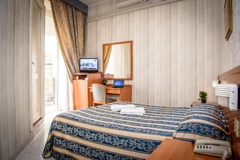 اتاق استاندارد, Emmaus