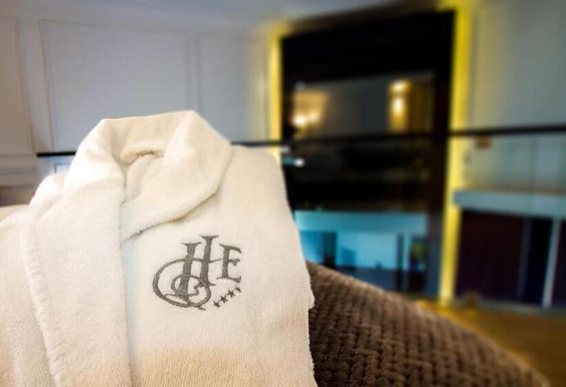 高级套房, Europa