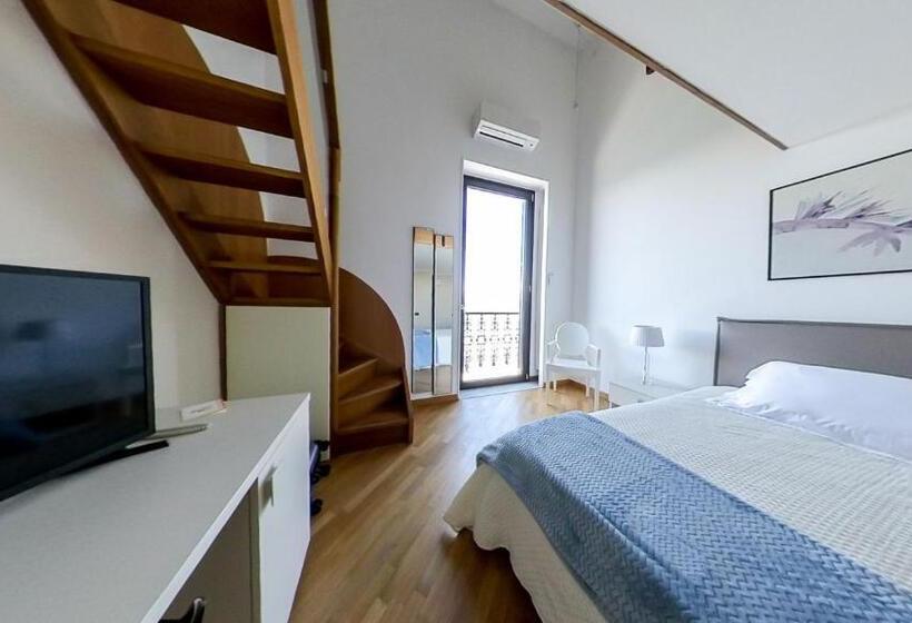 带海景的标准房, Europa