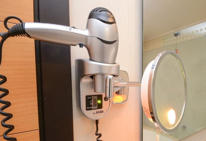 주니어 스위트, Igea