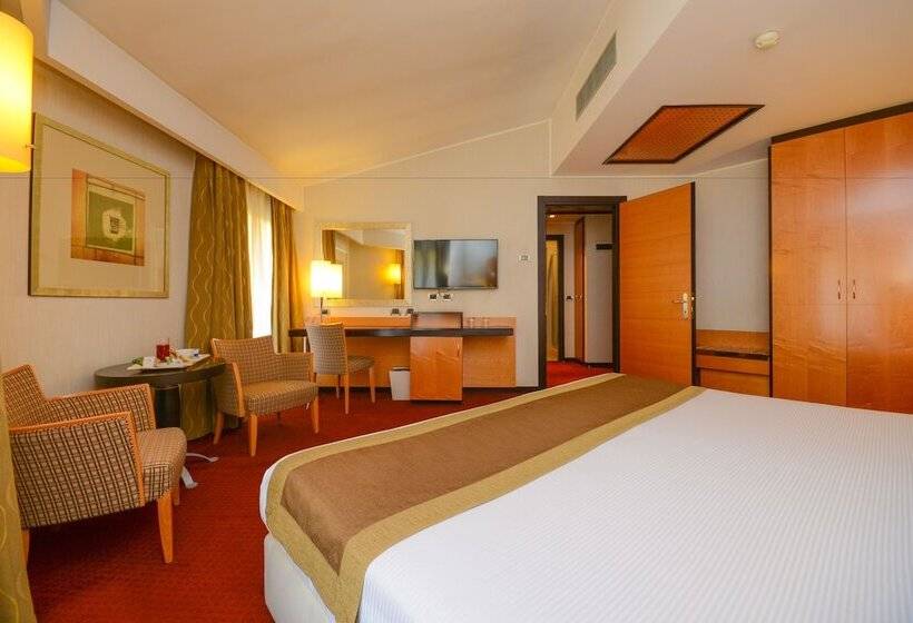 주니어 스위트, Igea