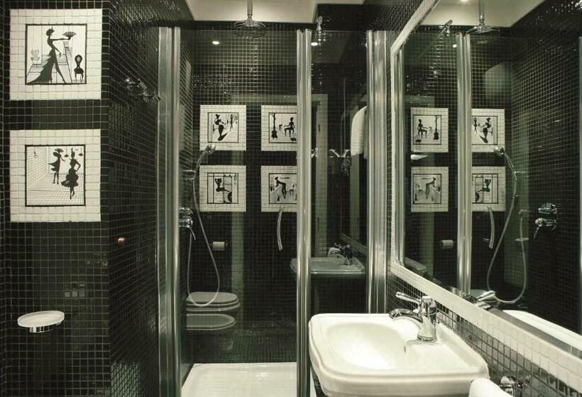 غرفة قياسية, Kennedy