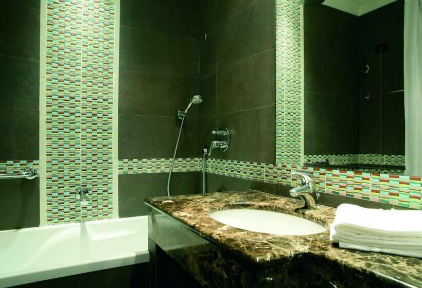 غرفة قياسية, Kennedy