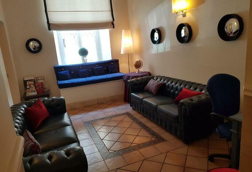 Habitación Estándar, Kennedy