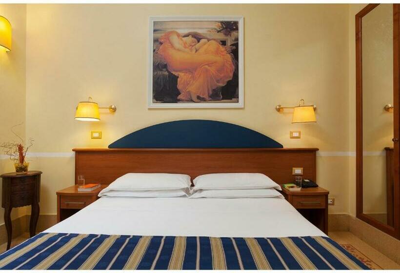 غرفة عائلية, Kennedy