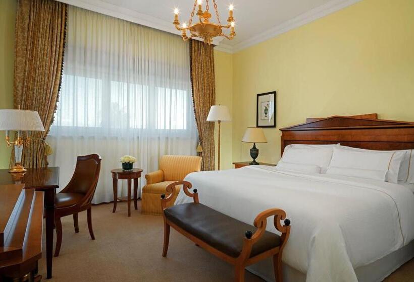 חדר דחוקס עם מיטת קינג, The Westin Excelsior, Rome