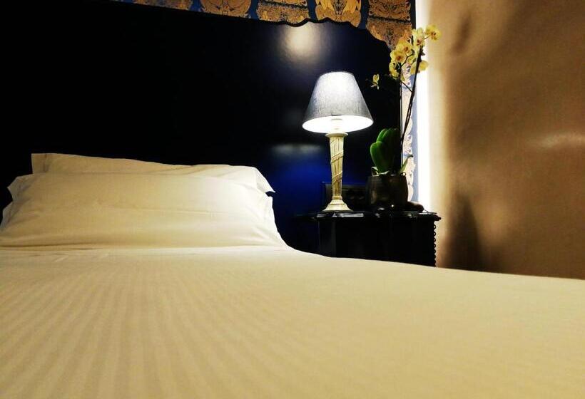 غرفة سوبيريور سرير كينج, Verdi Boutique