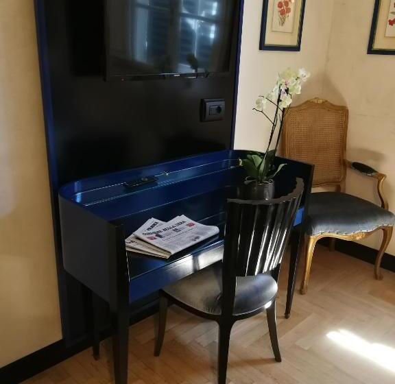 اتاق سوپریور با تخت بزرگ, Verdi Boutique