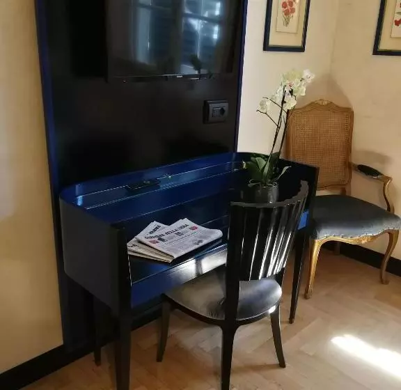 اتاق سوپریور با تخت بزرگ, Verdi Boutique