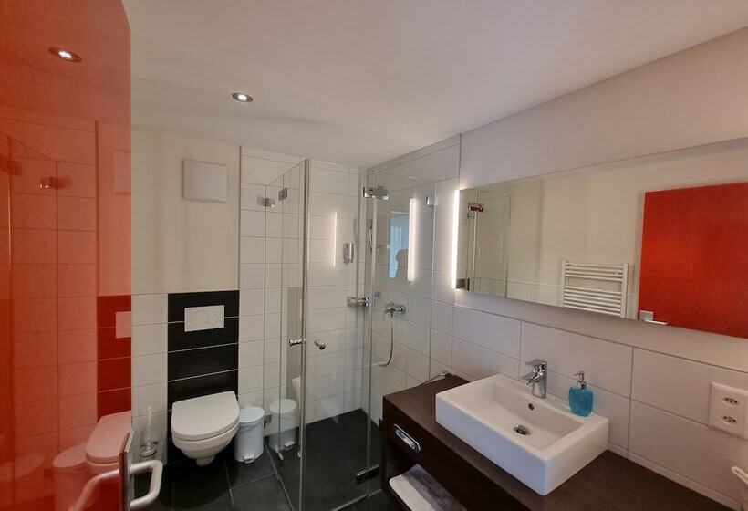 חדר סופריור עם נוף להרים, Astoria