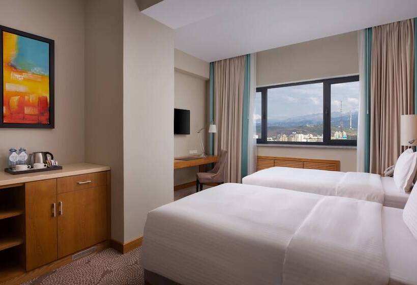 اتاق خانوادگی, Doubletree By Hilton Almaty