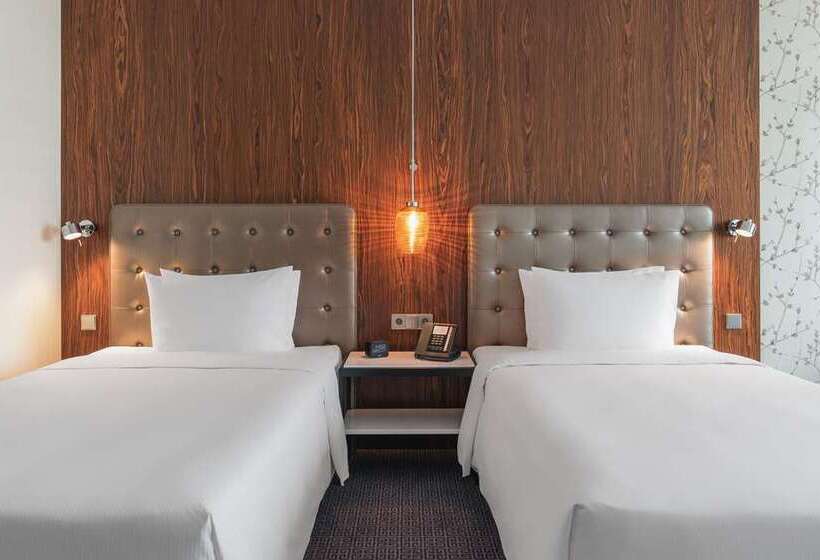 اتاق خانوادگی, Doubletree By Hilton Almaty