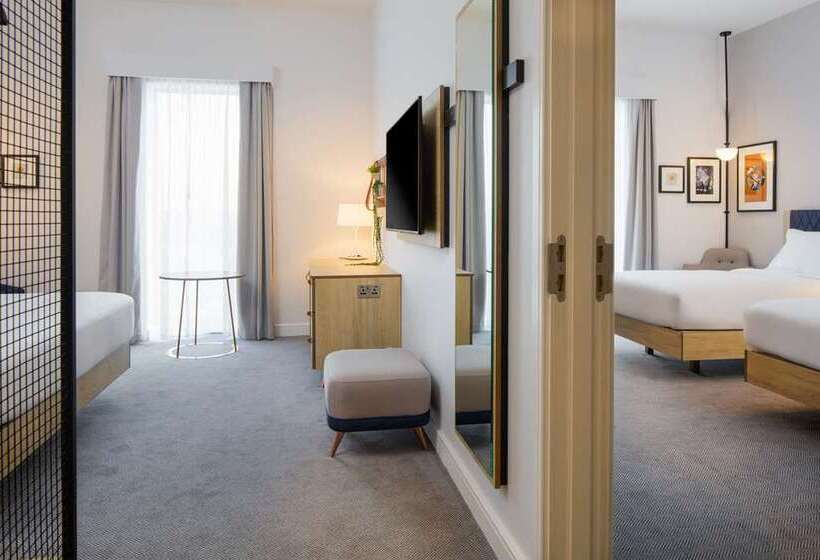 اتاق خانوادگی, Doubletree By Hilton Almaty