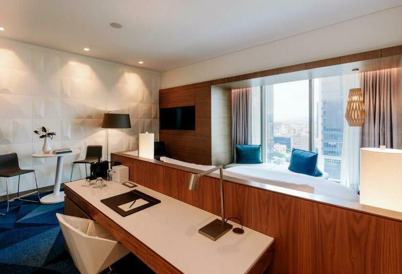 Номер Deluxe Кровать Кинг Вид на Город, Sofitel Mexico City Reforma