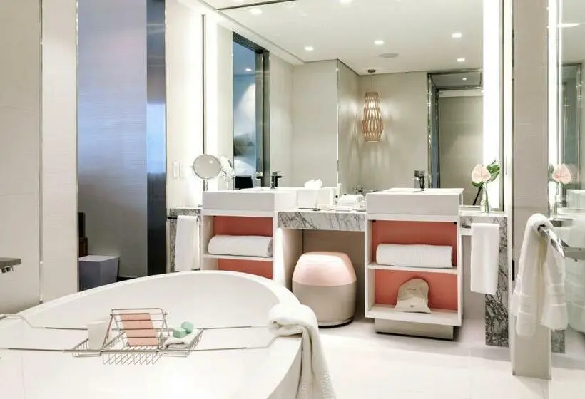 キングサイズベッド、シティビューデラックスルーム, Sofitel Mexico City Reforma