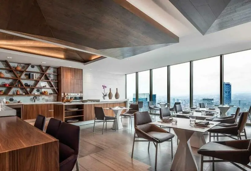 キングサイズベッド、ビュー付きデラックスルーム, Sofitel Mexico City Reforma