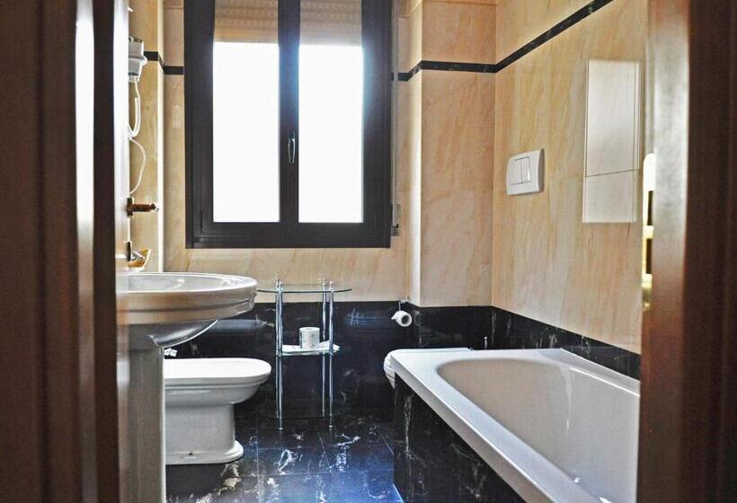 标准间, San Guido