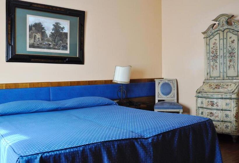 标准间带阳台, San Guido