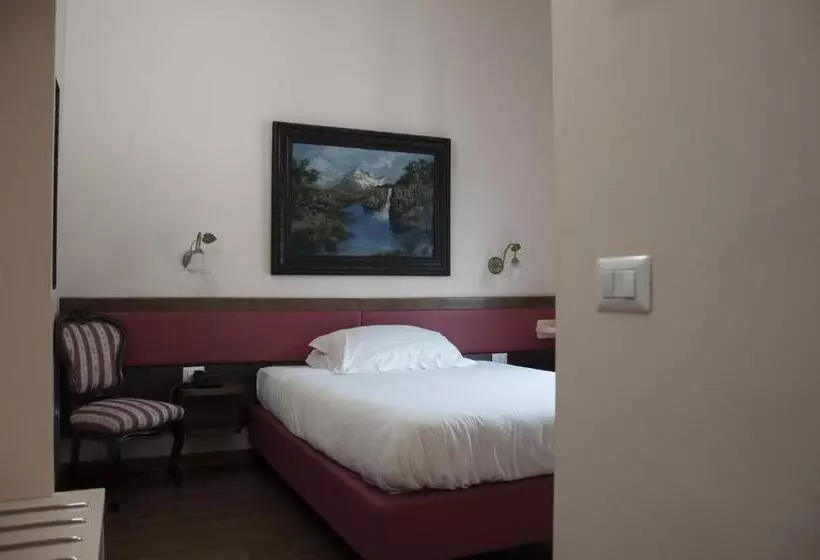 اتاق سوپریور یک تخته, San Guido