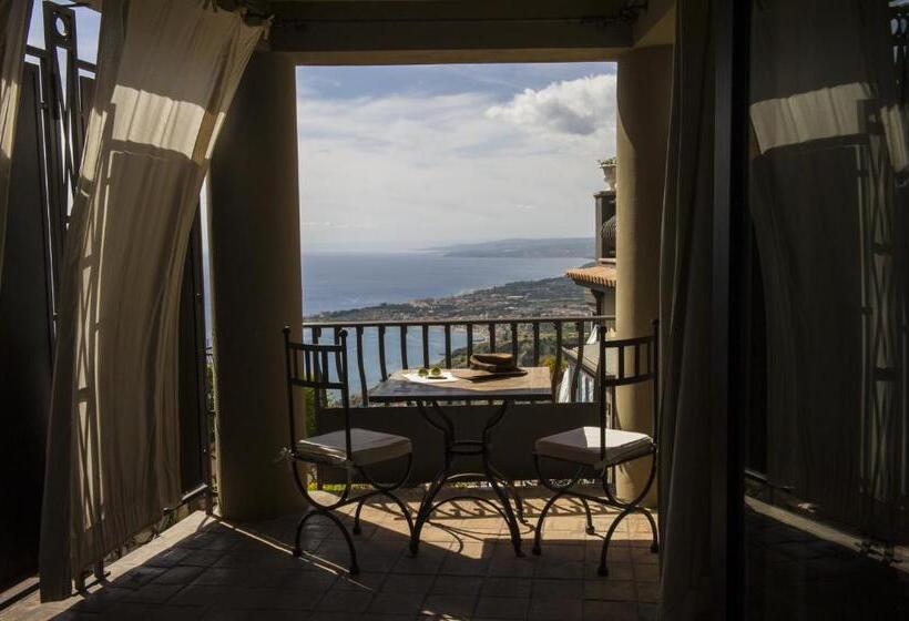 주니어 스위트 바다 전망, Villa Ducale