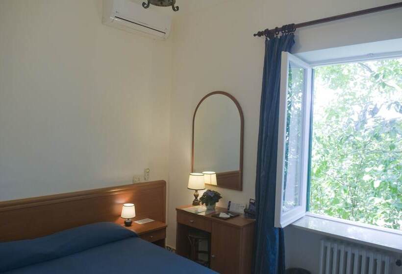 ガーデンビュースタンダードルーム, Villa Sarah