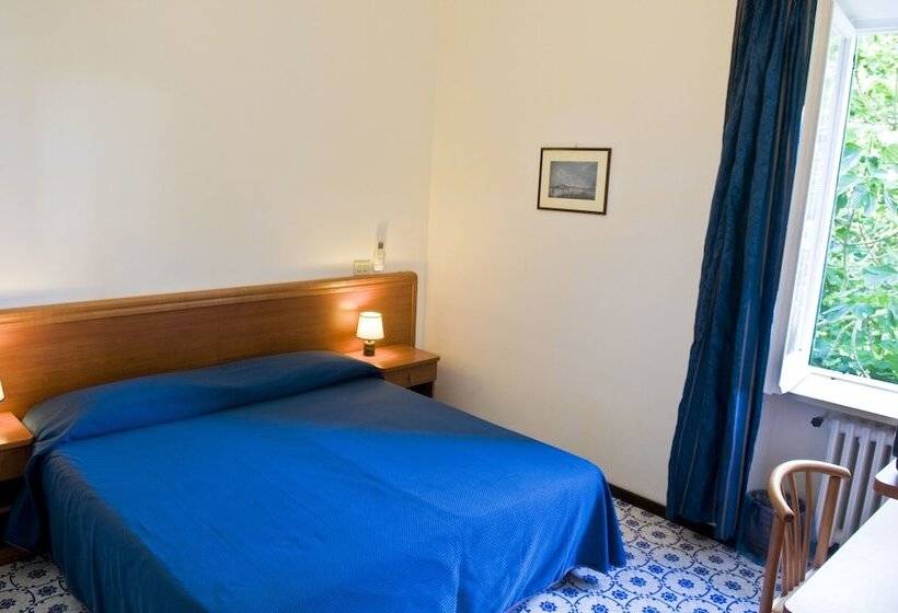 ガーデンビュースタンダードルーム, Villa Sarah