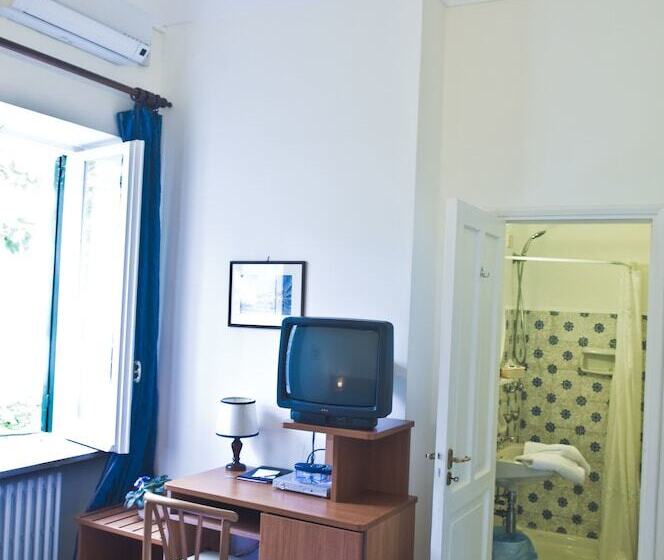 ガーデンビュースタンダードルーム, Villa Sarah