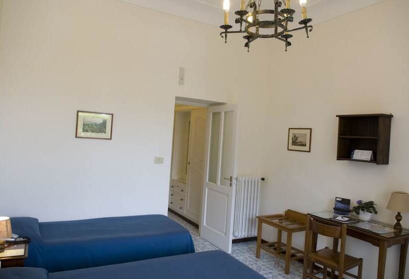 ガーデンビュースーペリアールーム, Villa Sarah