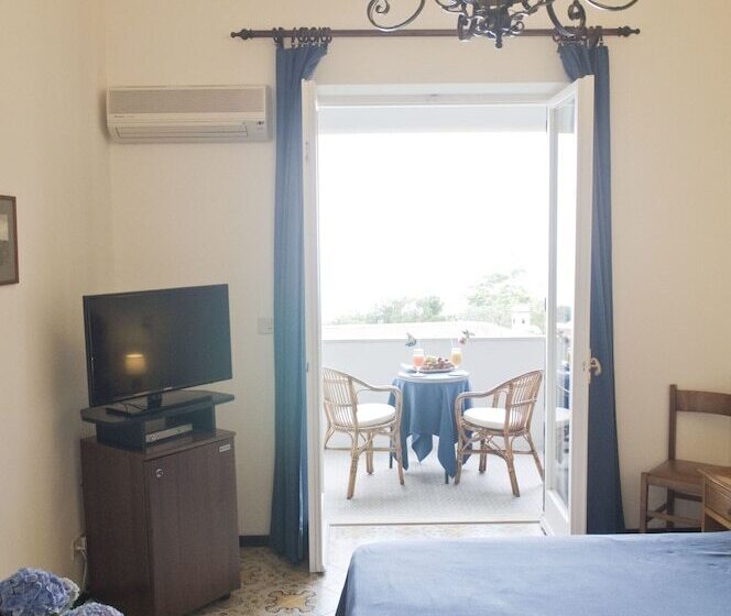 ガーデンビュースーペリアールーム, Villa Sarah