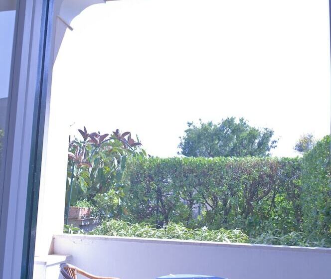 ガーデンビュースーペリアールーム, Villa Sarah