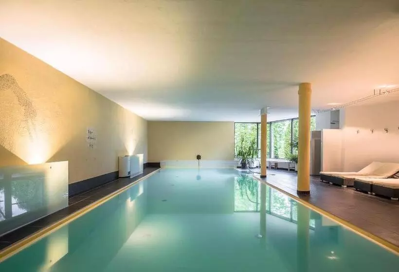 スイート, Villa Tivoli