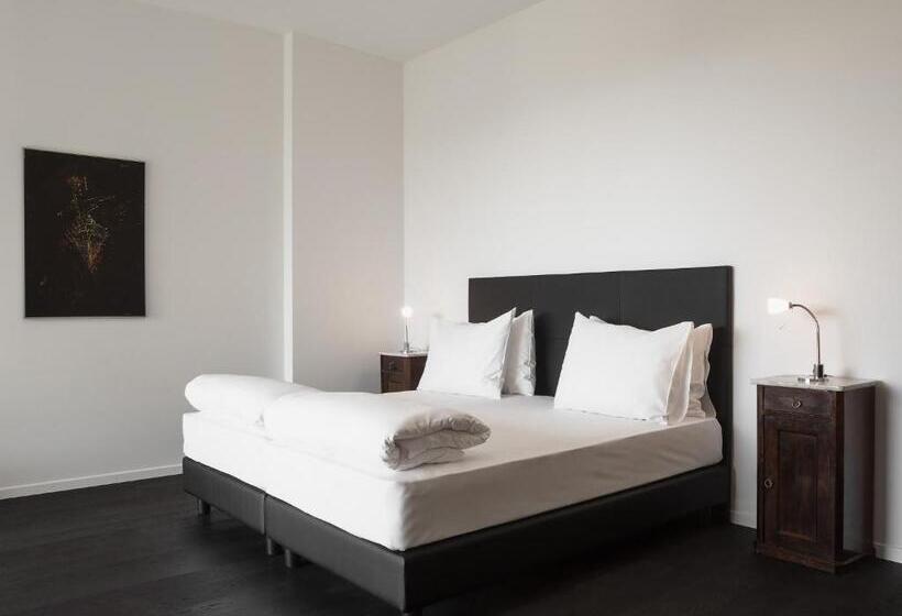 高级园景房, Villa Tivoli