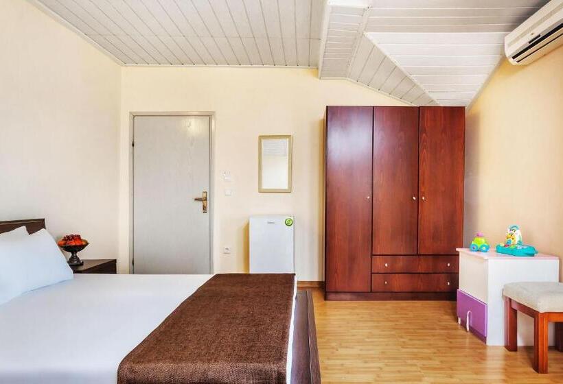 غرفة عائلية, Amfion