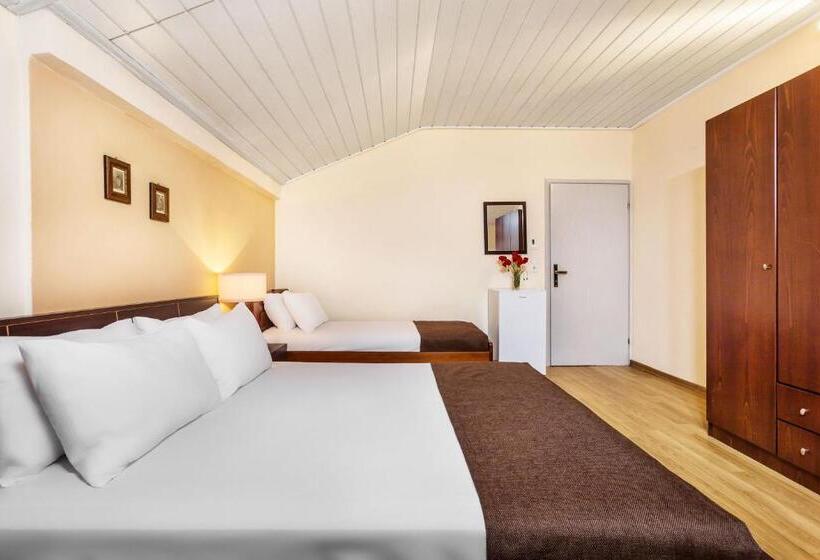 غرفة عائلية, Amfion