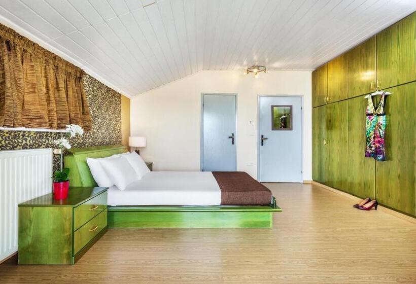 غرفة سوبيريور, Amfion